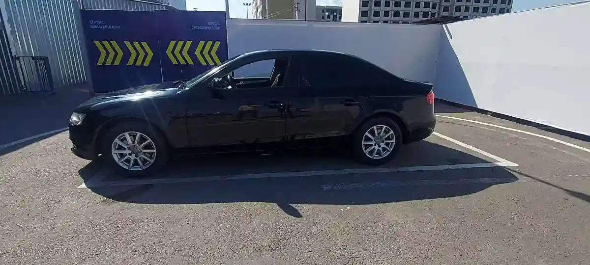 Audi A4 2014 года за 6 500 000 тг. в Алматы