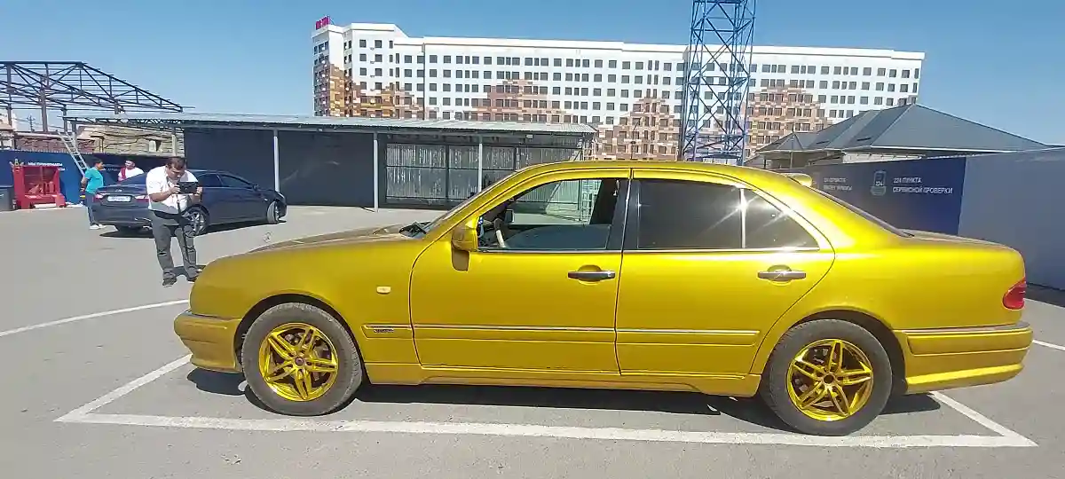 Mercedes-Benz E-Класс 1995 года за 4 000 000 тг. в Шымкент