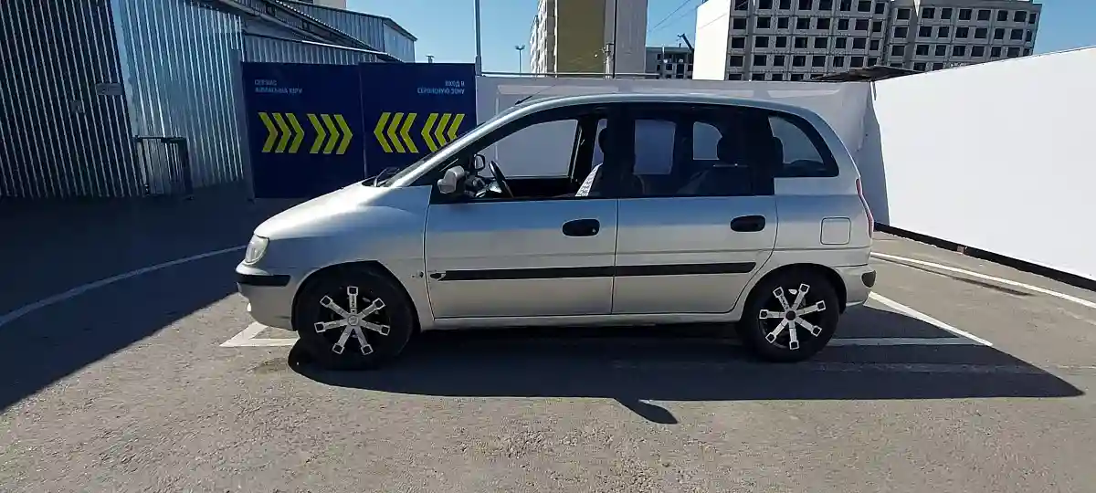 Hyundai Lavita 2001 года за 3 000 000 тг. в Алматы