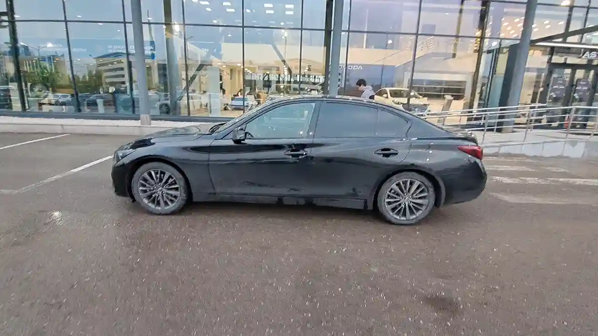 Infiniti Q50 2018 года за 16 000 000 тг. в Астана