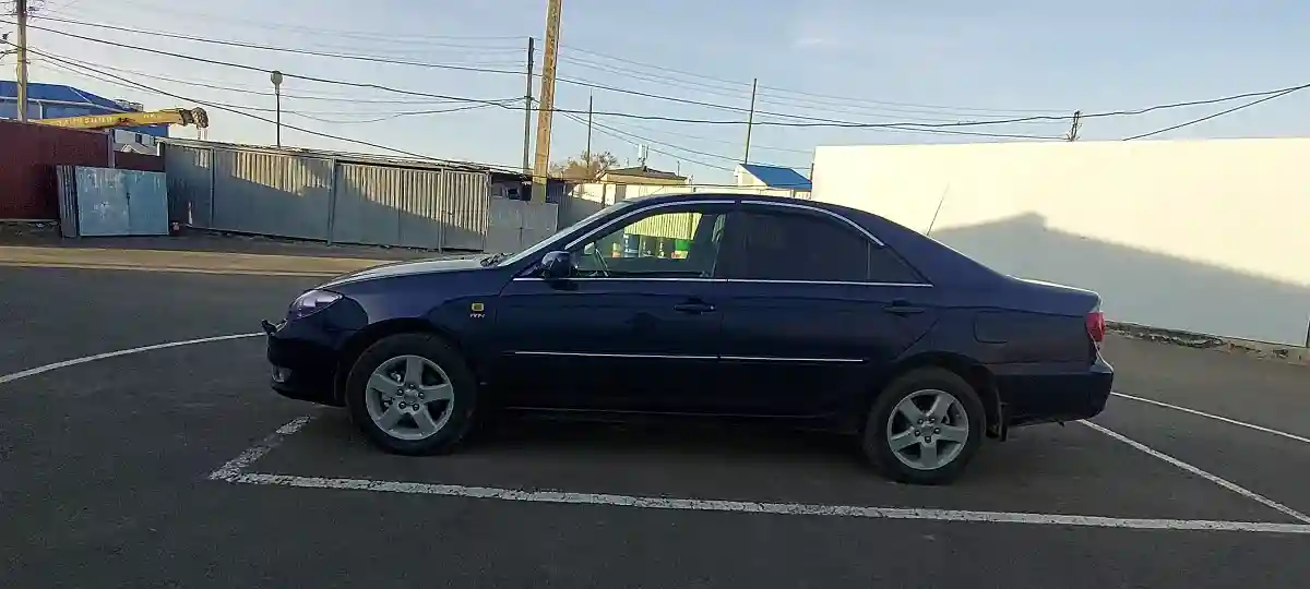 Toyota Camry 2005 года за 6 500 000 тг. в Атырау