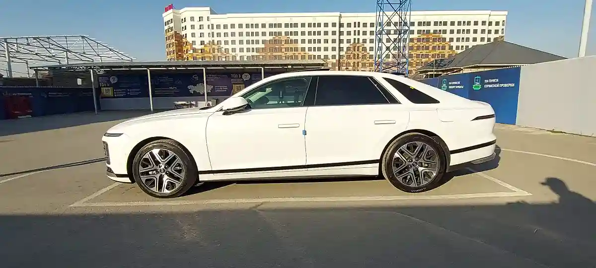 Hyundai Grandeur 2023 года за 25 000 000 тг. в Шымкент