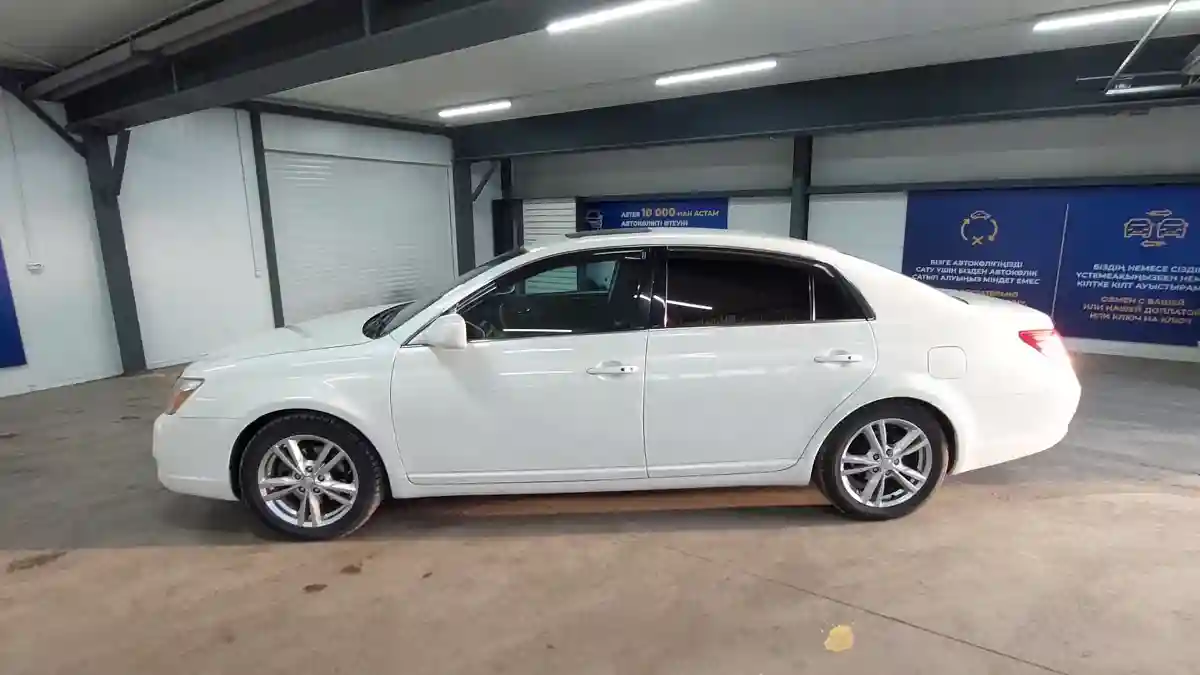 Toyota Avalon 2007 года за 8 500 000 тг. в Астана
