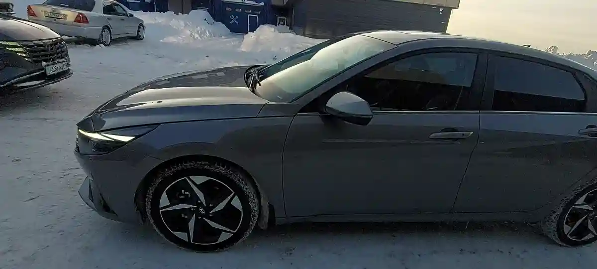 Hyundai Elantra 2023 года за 15 000 000 тг. в Караганда