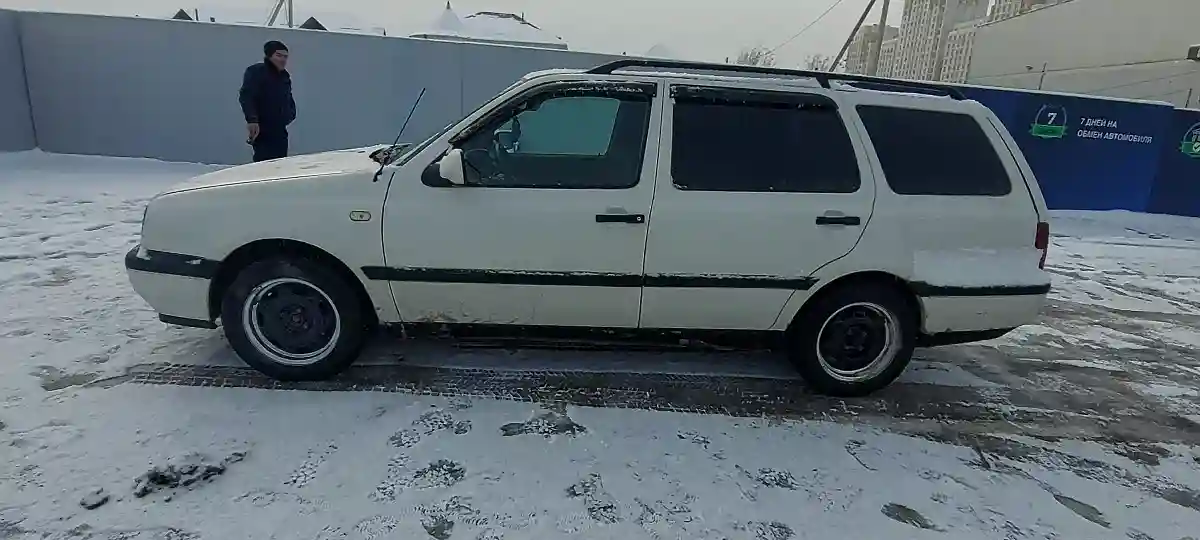 Volkswagen Golf 1998 года за 2 000 000 тг. в Шымкент