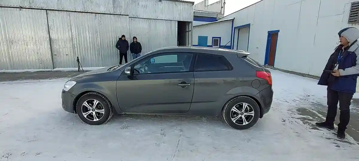 Kia Ceed 2010 года за 4 200 000 тг. в Атырау